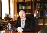 總裁:張鐵山先生